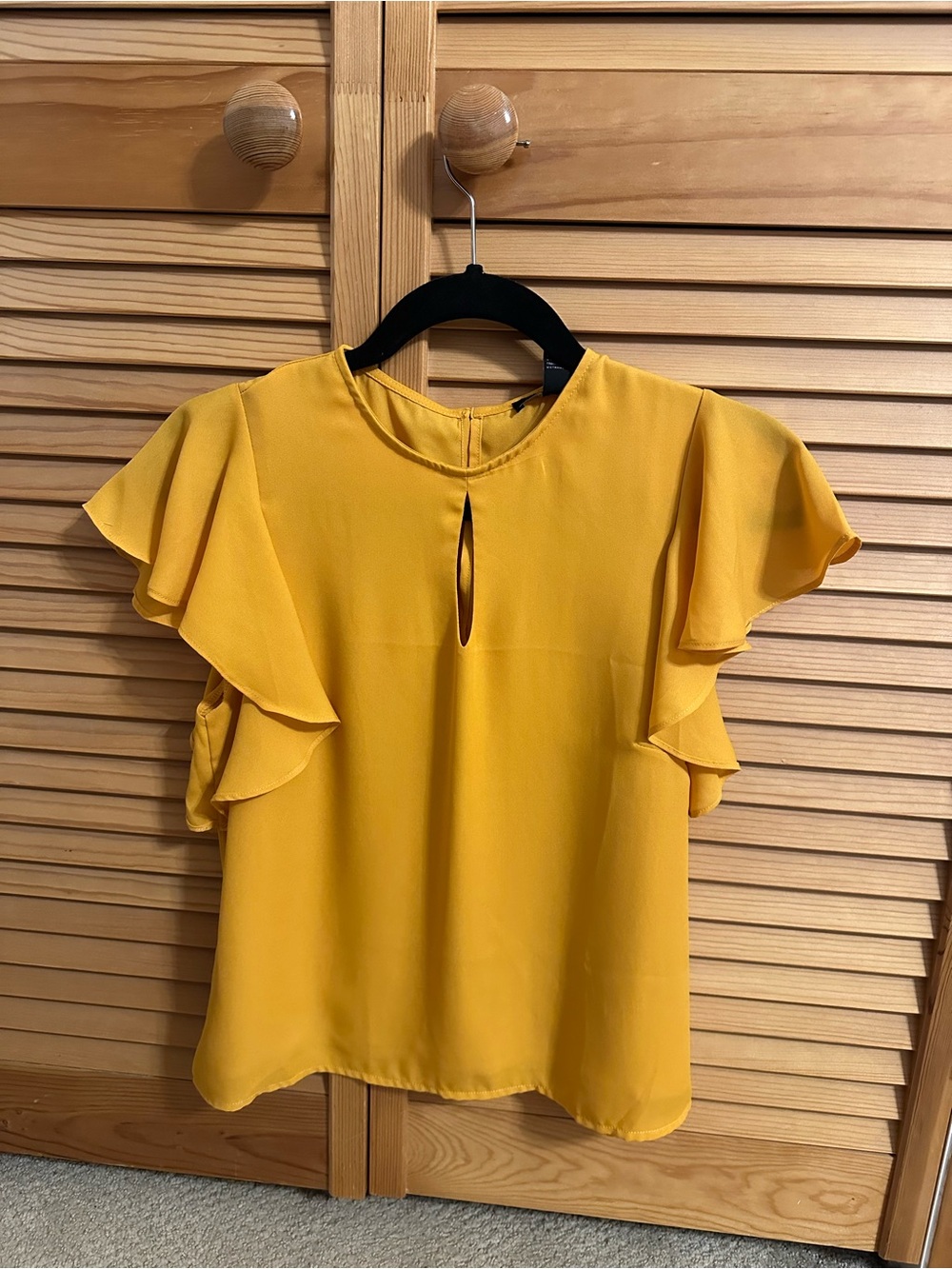Women’s Mustard Yellow Ruffle Sleeve Top